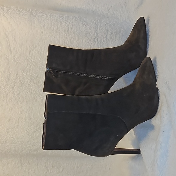 BCBGMaxAzria Shoes - BCBGMaxAzria Brown Suede Boots